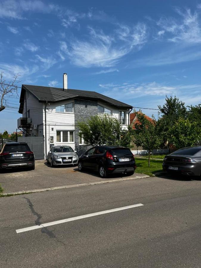 Green Apartments Oradea Exterior foto